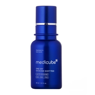 Medicube One Day Exosome Shot Pore Ampule 7500 30 ml - Revitalizační sérum s mikrojehličkami
